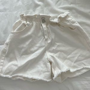 Princess Polly shorts size 2